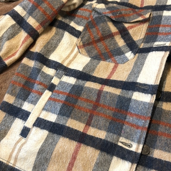 Jacket - Picture 3 of 4